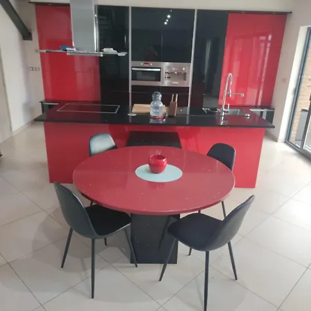 8 Pour 20 Personnes וילה *